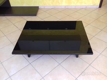 Tavolino da soggiorno in vetro e legno