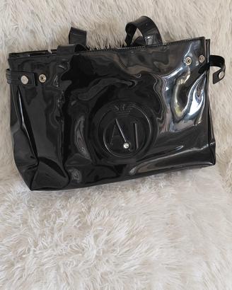 Borsa Armani