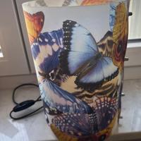 Lampada con farfalle