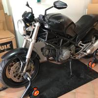 Ducati Monster 620 Dark del 2022