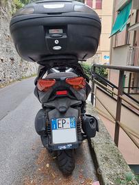 Yamaha X MAX 300