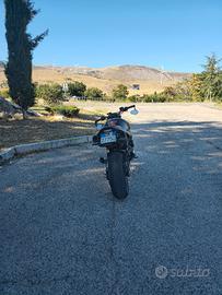 Suzuki gsr 600