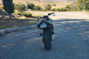 Suzuki gsr 600