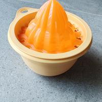 Spremiagrumi Tupperware 