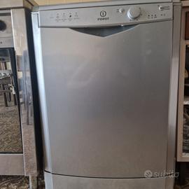lavastoviglie indesit DFG 15 B1 S IT