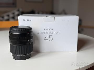 Fujifilm GF 45mm f/2.8 R WR