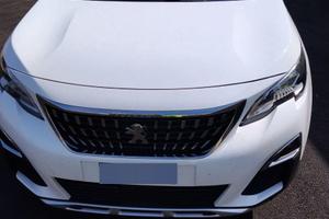 Peugeot 3008 130cv anno 2020