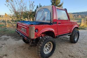 Suzuki samurai off-road