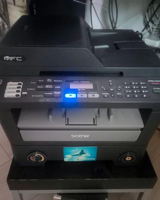 Stampante laser multifunzione Brother MFC-7460DN