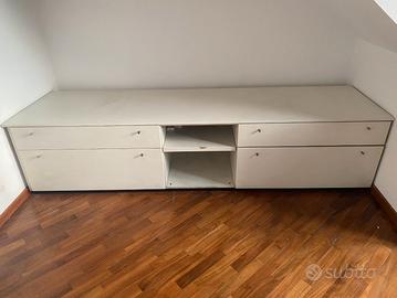 Mobile TV con cassetti e vani