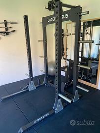 Lacertosus half rack PRO con rastrelliera vertical