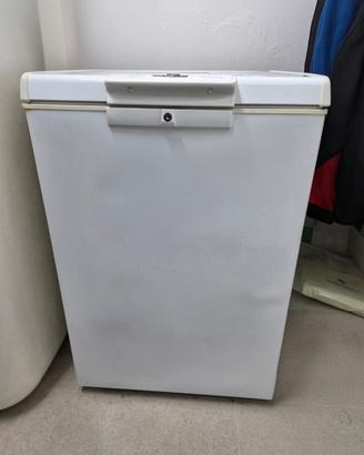 congelatore a pozzetto Whirlpool  space +