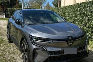Renault Megane E-TECH tecno