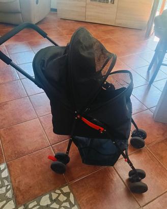 Passeggino carrozzina per il cane