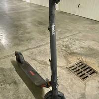 Monopattino elettrico Segway Ninebot