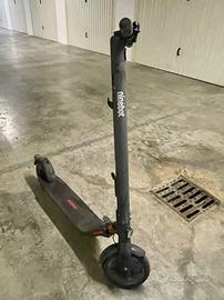 Monopattino elettrico Segway Ninebot