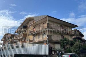 Appartamento con garage a Piedimonte Etneo