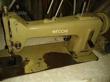 Macchina da cucire Necchi