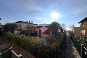 PORZIONE DI BIFAMILIARE A SAN GIOVANNI IN PERSICET