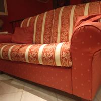 coppia di divani stile classico 