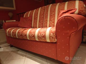 coppia di divani stile classico 