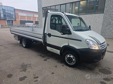 IVECO 35C12CC2.3HPI. CASSONE FISSO NUOVO 4.40M