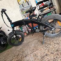 Bici elettrica icone x7