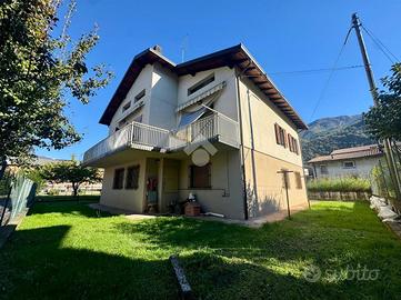 VILLA SINGOLA A PISOGNE