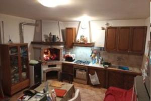 TRILOCALE in zona GROTTAFERRATA/ due P. AUTO