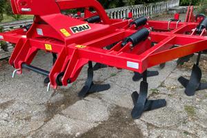 Ripuntatore Ripper -Seminatrice Kuhn 6 file- Hardi