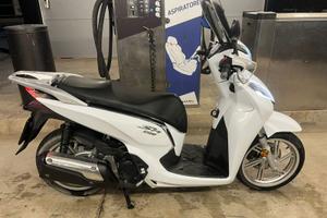 Honda sh