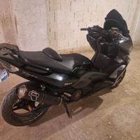 Yamaha T Max - 2010