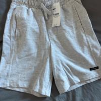 Pantaloncini nuovi