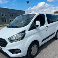 FURGONE FORD CUSTOM 9 POSTI