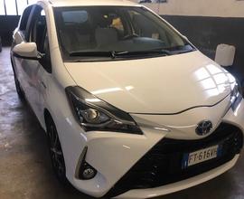 Toyota Yaris 1.5 Hybrid 5 porte Active