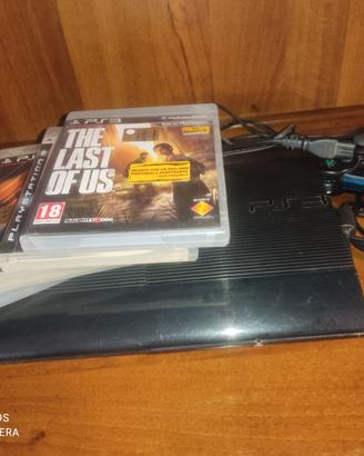 PlayStation 3 modello Super slim + 4 giochi