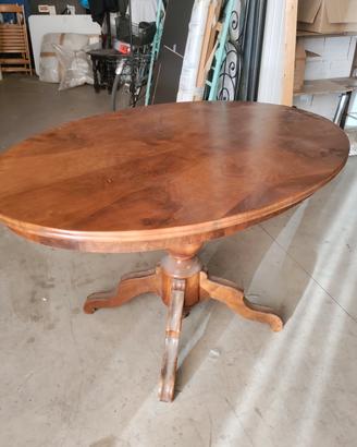 Tavolo ovale vintage in legno di noce smontabile