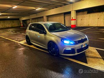 Golf R