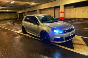 Golf R