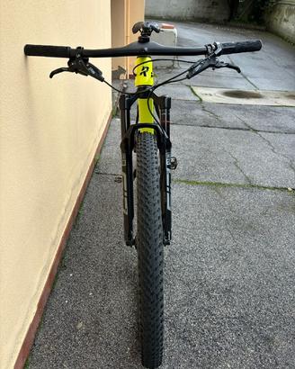 MTB FRONT da 29’ IN CARBONIO