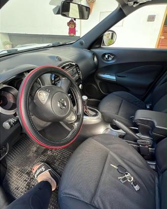Nissan juke anno 2011 con 250000 km