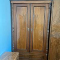 Armadio Antico a 2 Ante con Intarsio e Cassettone 