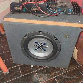 subwoofer più amplificatore 