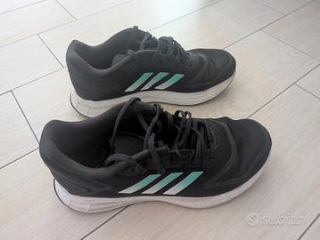 Scarpe da ginnastica uomo Adidas numero 40