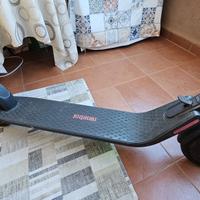 monopattino elettrico ninebot 