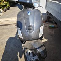 Piaggio Vespa Lx125