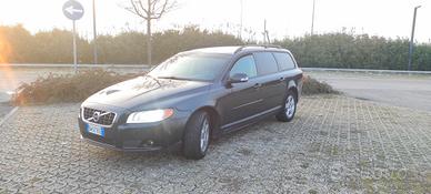 Volvo V70 2.0 Diesel 136 CV polar