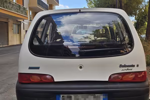 Fiat 600 anno 2001  benzina- Gpl