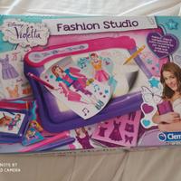 2 giochi  moda e disegno VIOLETTA/CRAZY CHIC