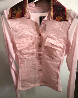 Camicia con dettagli colorati colore rosa